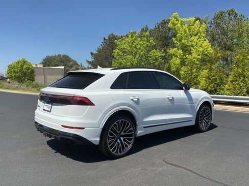 Used 2025 Audi SQ8 Premium Plus AWD/4WD image 93
