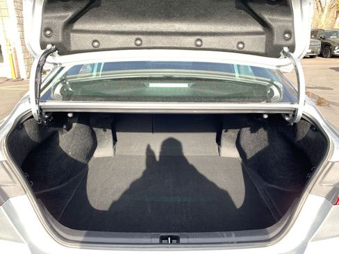 Used 2025 Toyota Camry LE image 30