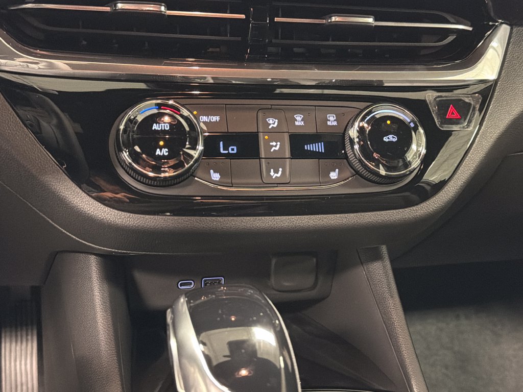 New 2026 Buick Envista Sport Touring w/ Convenience I Package FWD image 35