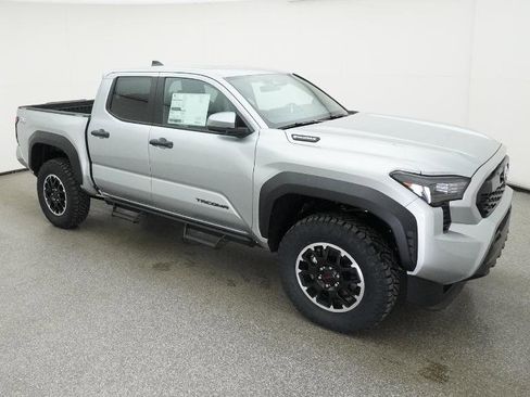 New 2025 Toyota Tacoma TRD Off-Road image 9