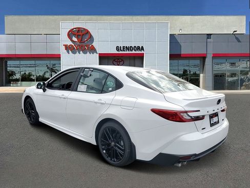 New 2026 Toyota Camry SE image 5