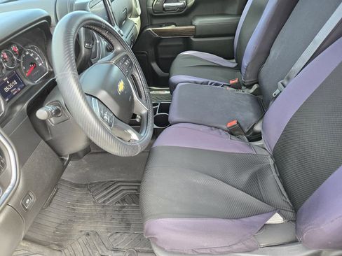 Used 2021 Chevrolet Silverado 2500 LT w/ Convenience Package image 7