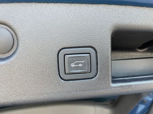 Used 2024 Chevrolet Equinox LT AWD/4WD image 22