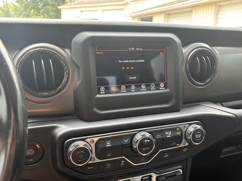 Used 2022 Jeep Gladiator Sport AWD/4WD image 20