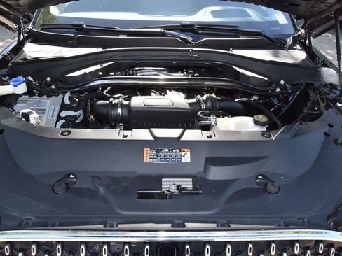 Used 2025 Lincoln Aviator 2WD w/ Equipment Group 101A image 40