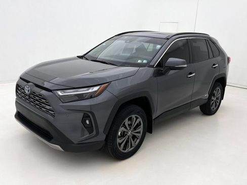 Used 2024 Toyota RAV4 Limited w/ Advanced Technology Package AWD/4WD image 4