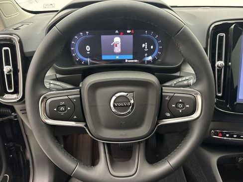 New 2025 Volvo XC40 B5 Plus w/ Protection Package Premier image 15