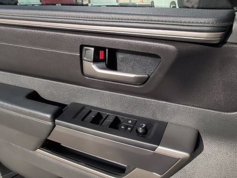 Used 2025 Toyota Tundra SR5 AWD/4WD image 15