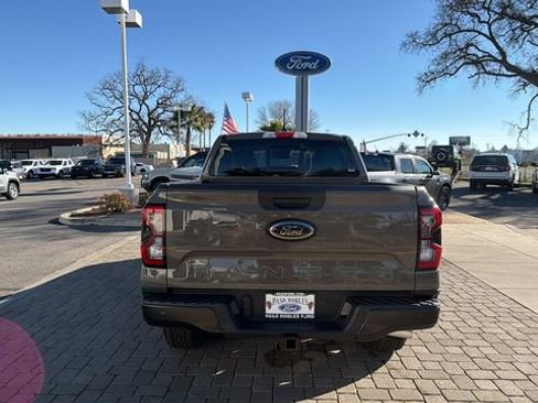 New 2025 Ford Ranger Lariat w/ FX4 Off-Road Package image 4