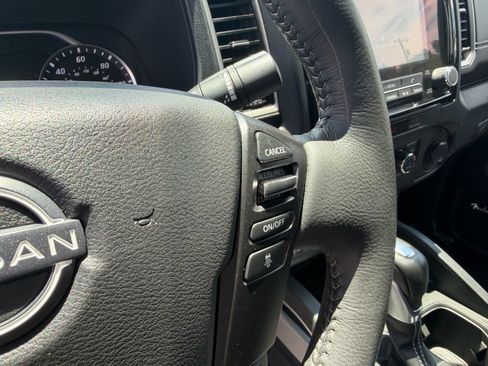 Used 2024 Nissan Frontier SL w/ Technology Package RWD image 36