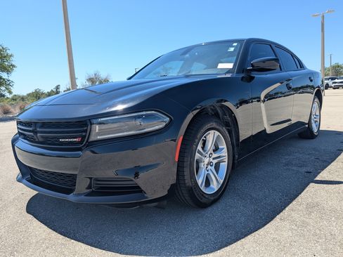 Used 2023 Dodge Charger SXT RWD image 10