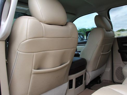 Used 2015 RAM 2500 Laramie w/ Protection Group AWD/4WD image 21