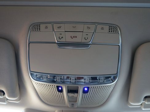 Used 2014 Mercedes-Benz S 550 Sedan image 32