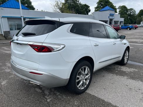 Used 2022 Buick Enclave Premium AWD/4WD image 5