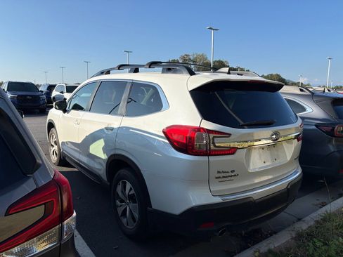 Used 2025 Subaru Ascent Premium w/ Popular Package #1 AWD/4WD image 4