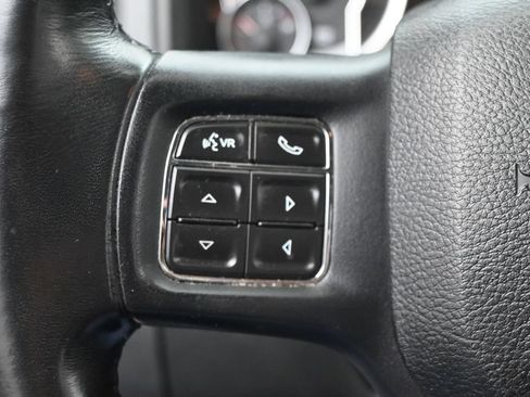 Used 2019 RAM 1500 Classic SLT w/ Luxury Group AWD/4WD image 18