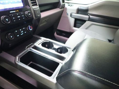 Used 2020 Ford F150 XLT image 17