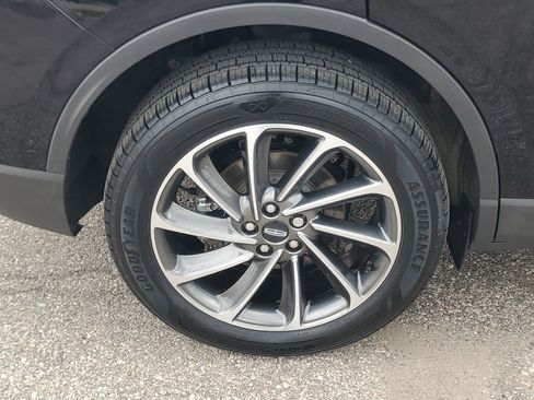 Certified 2024 Lincoln Corsair AWD w/ Equipment Group 101A image 7