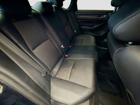 Used 2020 Honda Accord Sport image 13