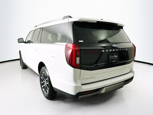 Used 2025 Ford Expedition Max Platinum image 5