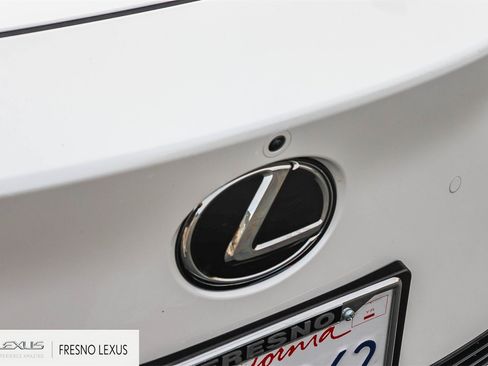 Used 2024 Lexus RZ 300e Premium image 11