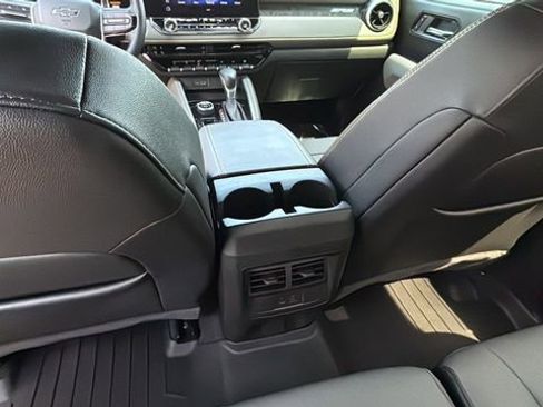 Used 2024 Chevrolet Colorado ZR2 w/ ZR2 Convenience Package III AWD/4WD image 22