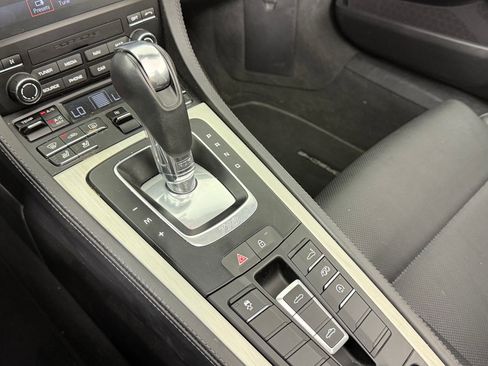 Certified 2024 Porsche 718 Boxster image 23