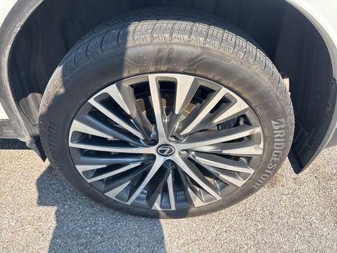 Used 2024 Lexus RX 350 Premium Plus w/ Convenience Package image 6