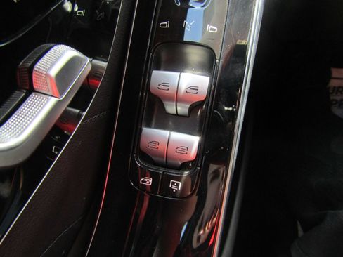 Used 2024 Mercedes-Benz S 580 4MATIC Sedan image 17