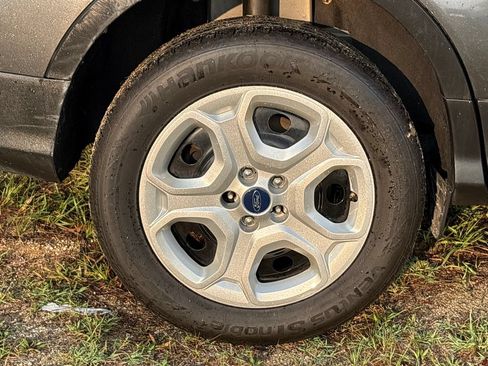 Used 2018 Ford Escape S FWD image 11