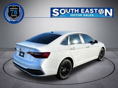 Used 2024 Volkswagen Jetta S image 6