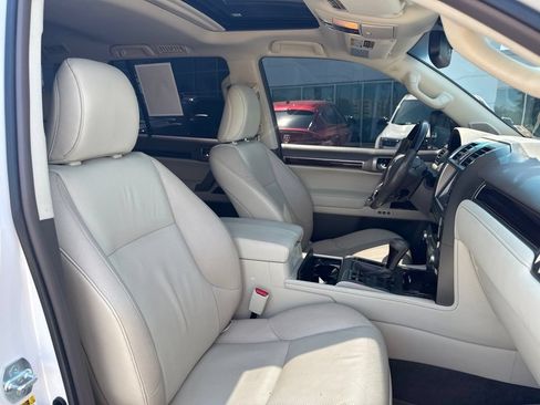 Used 2017 Lexus GX 460 Premium AWD/4WD image 18