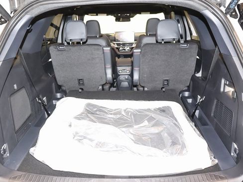 New 2026 Ford Explorer ST-Line w/ ST-Line Street Pack image 34