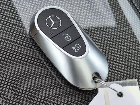 Certified 2026 Mercedes-Benz GLC 300 image 35