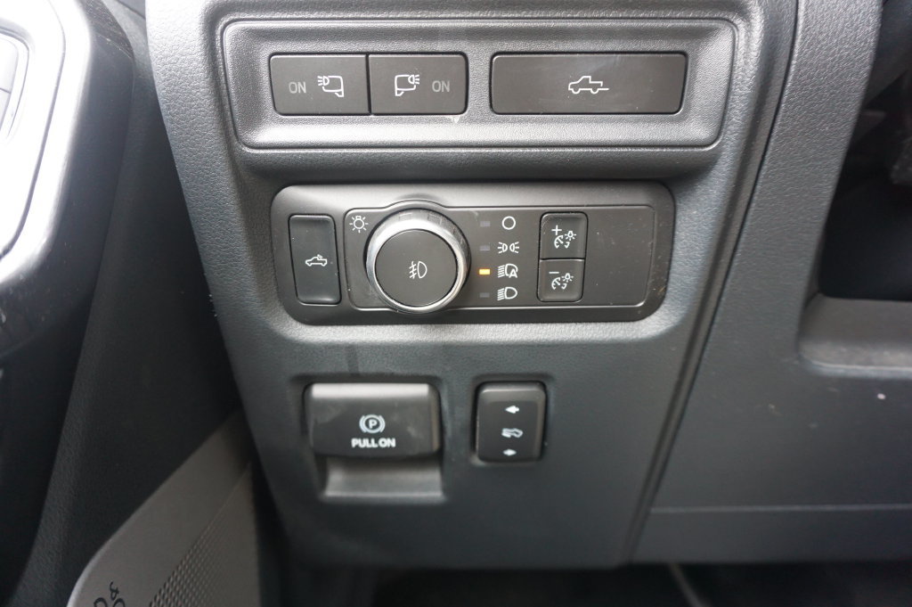 Used 2021 Ford F150 Lariat AWD/4WD image 5