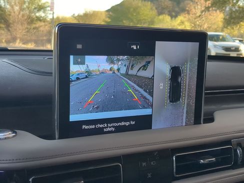 Used 2020 Lincoln Aviator Reserve image 16