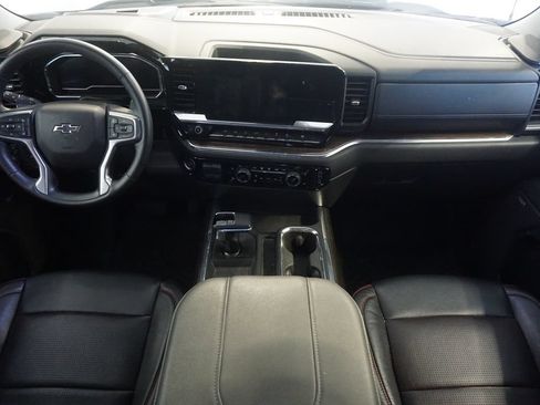Used 2024 Chevrolet Silverado 1500 LT Trail Boss w/ Convenience Package II AWD/4WD image 26