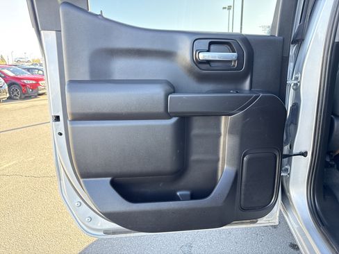 Used 2021 Chevrolet Silverado 1500 LT image 27