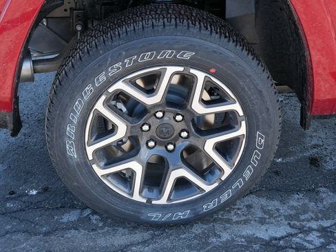New 2026 RAM 1500 Laramie AWD/4WD image 9
