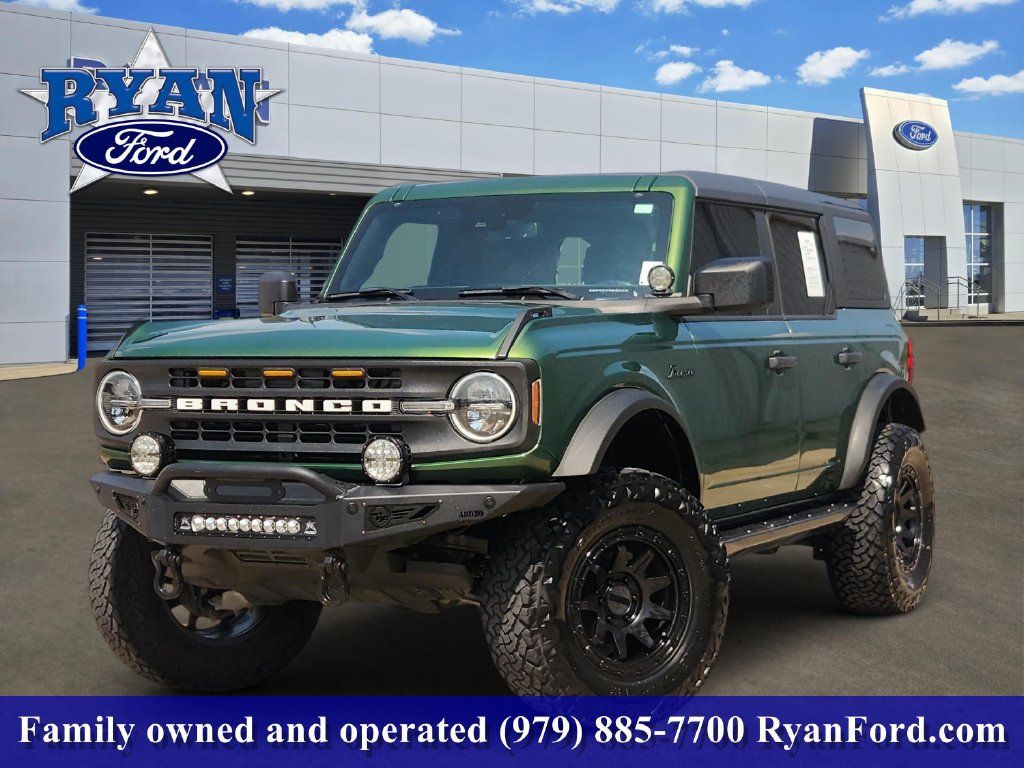 Used 2022 Ford Bronco Black Diamond AWD/4WD image 1