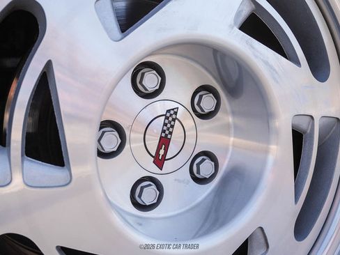 Used 1990 Chevrolet Corvette ZR-1 RWD image 53