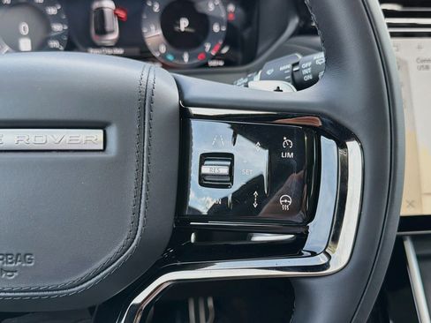 New 2026 Land Rover Range Rover Velar Belgravia AWD/4WD image 39