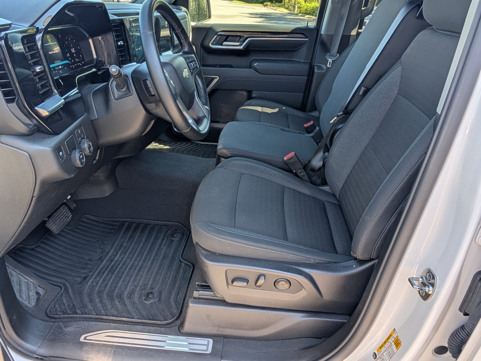 Used 2026 Chevrolet Silverado 1500 LT RWD image 13