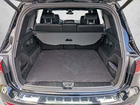 Used 2022 Mercedes-Benz GLB 250 image 6