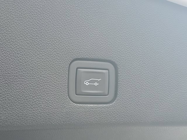 Used 2024 Cadillac XT6 Luxury AWD/4WD image 9
