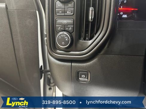 Used 2020 Chevrolet Silverado 1500 Custom w/ Custom Convenience Package image 13