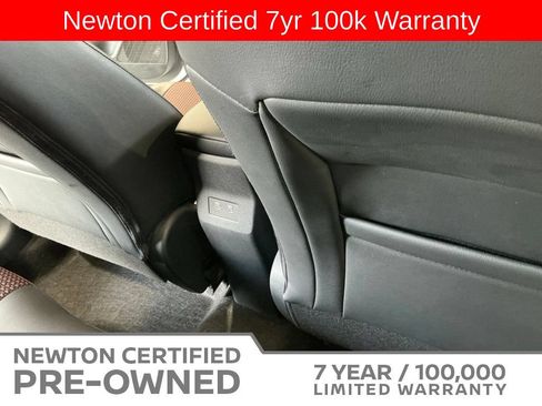Used 2025 Nissan Kicks SR FWD image 15