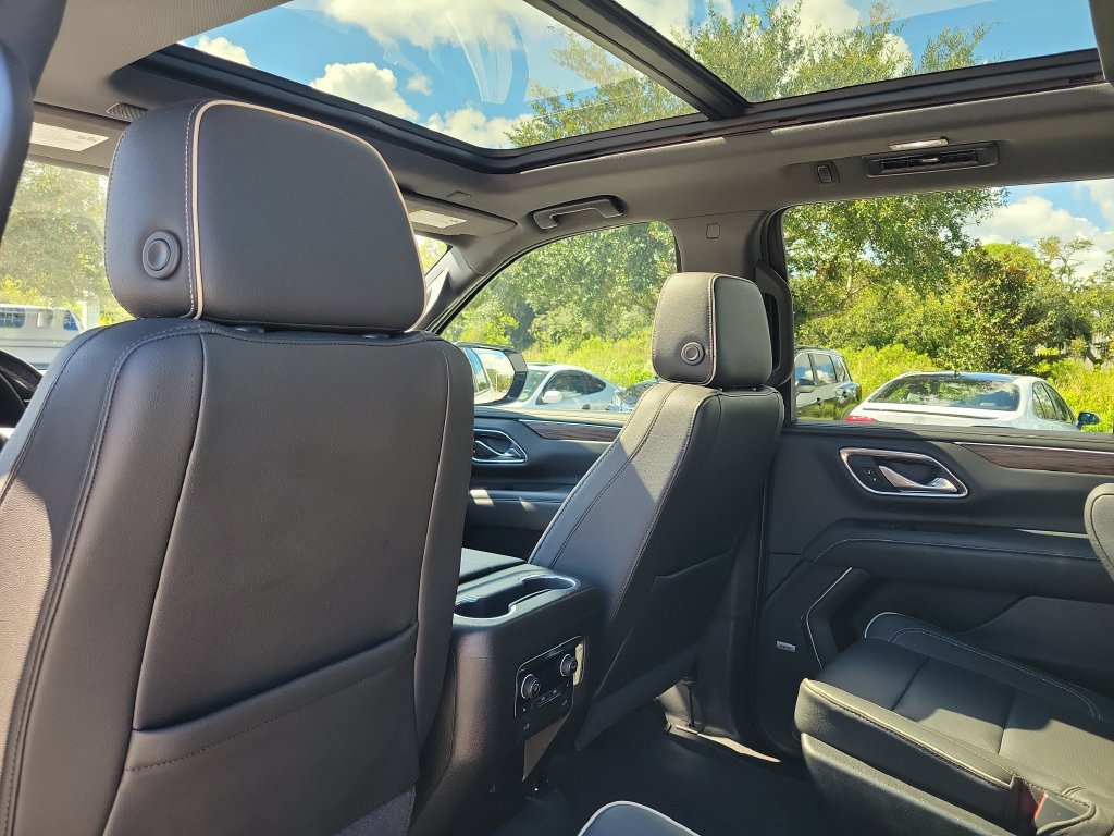 Used 2021 Chevrolet Tahoe Premier AWD/4WD image 25