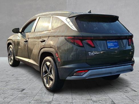 Certified 2025 Hyundai Tucson SEL AWD/4WD image 6