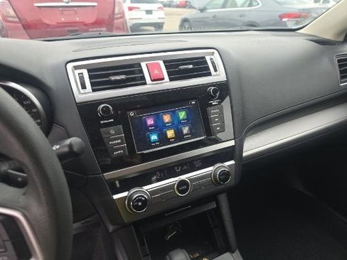 Used 2018 Subaru Legacy 2.5i image 7